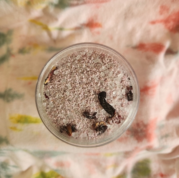Handmade Floral‎ Frenzy fizzy bath salts - Picture 2 of 4